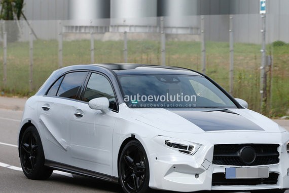 全新奔驰A级谍照曝光 或日内瓦车展亮相