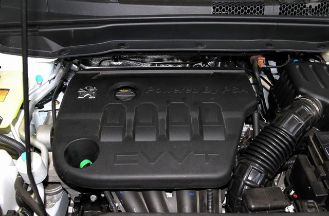 大家好,给大家介绍一下,这是我的新男朋友@东风风神AX7