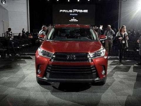 曝: 全新汉兰达实车 霸气外形更显年轻