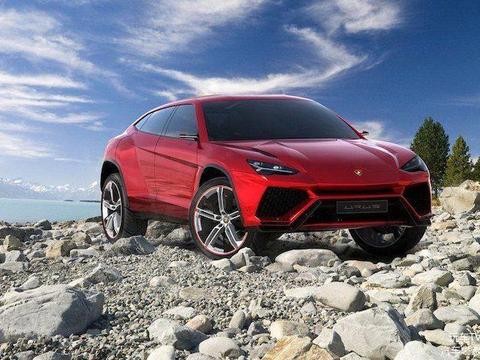 把兰博基尼改成四门轿车是什么鸟样？