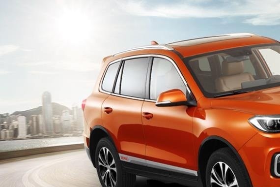 国产车又杀出一匹良驹，名字像超跑，外观还霸气，性能更是超越H6