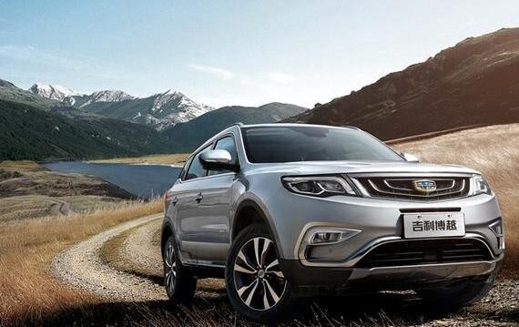 吉利帝豪GS新款上市，这次翻身一变成了最成功的国产跨界SUV！