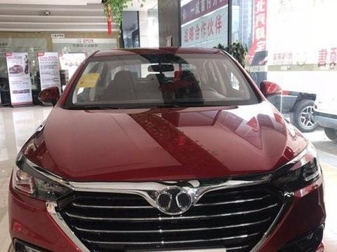 曾经丑过比亚迪，新款靠颜值就能吃饭，全面加大，7万叫板帝豪