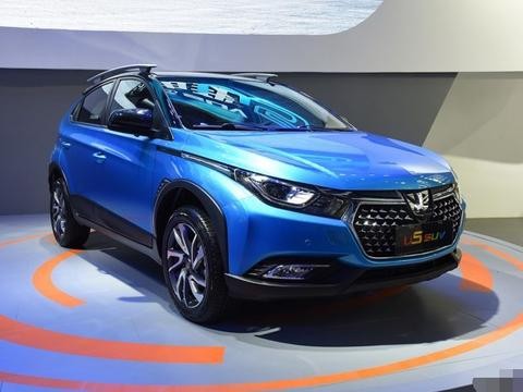 宝骏510地位不保！12寸大屏，透明底盘，完胜H6，仅售6万