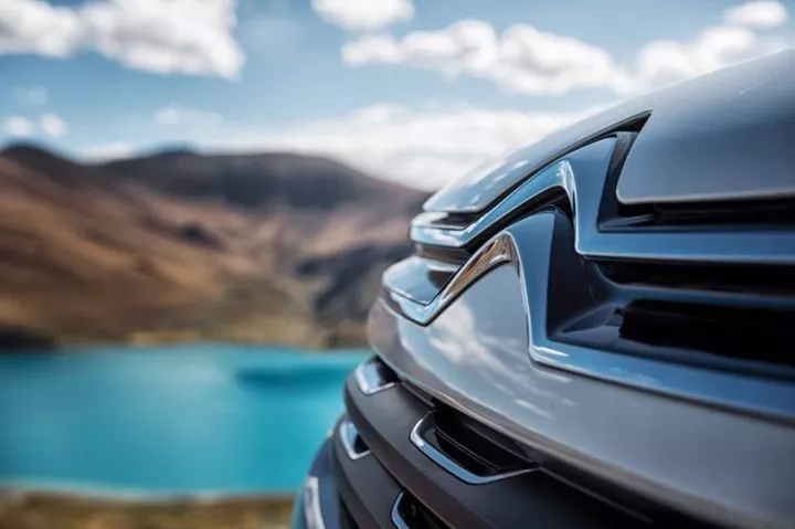 谁说去西藏要越野车还要十天半个月,五天加一辆轿车就够了