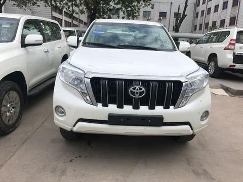 18款霸道4000中东版后挂盖版霸气4000