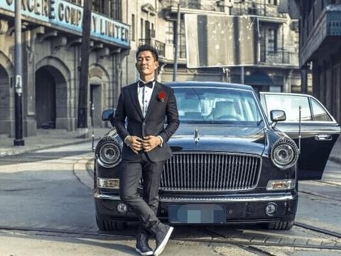 500万国产红旗L5豪车出车祸，100多万的修理费，车主大有来头！