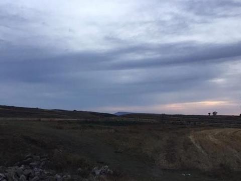 「十一长假诗与远方之旅」聊着足球明星 向着草原一路进发！