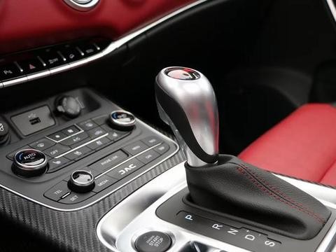 这款SUV年轻有个性，只卖9.78万的亲民价！