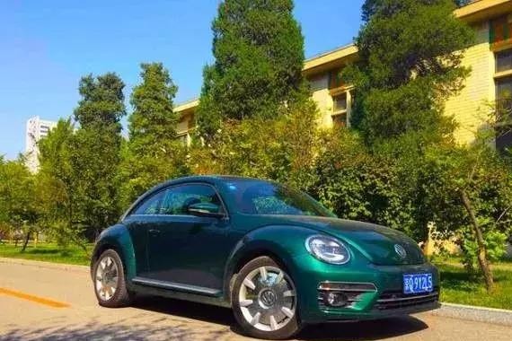 甲壳虫绝对是最好开的大众车，没有之一