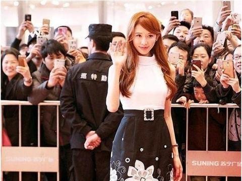 42岁林志玲有多美？10辆劳斯莱斯护驾，新恋情曝光！