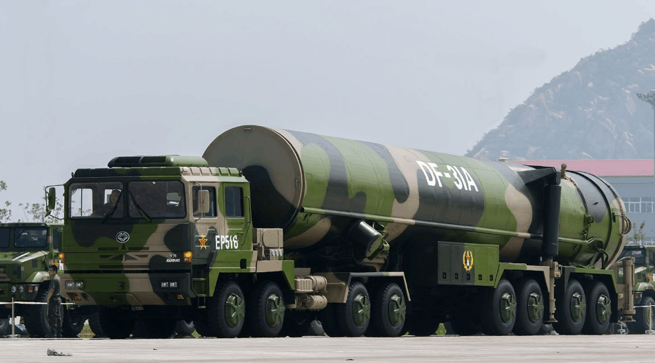 中国DF31AG亮相!一次可带5枚核弹头,可瞬间