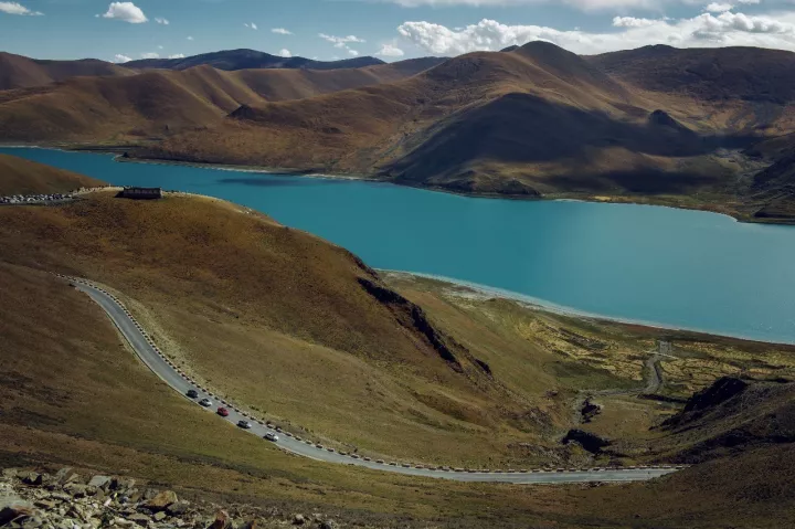 谁说去西藏要越野车还要十天半个月,五天加一辆轿车就够了