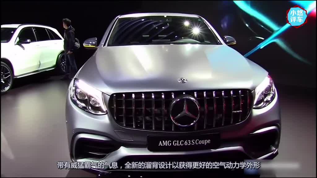 奔驰也出轿跑SUV，全时四驱配4.0L+V8 4秒破百，宝马X6表示不服