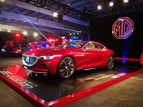 圆了你的轿跑梦！四门掀背轿跑MG6势必成为年轻人新宠！