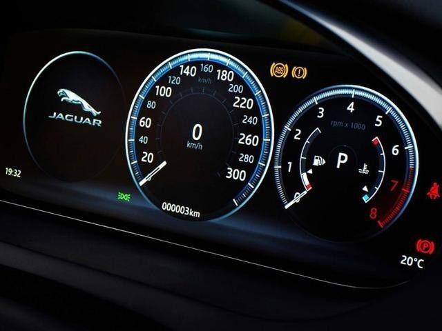 宝马X1死对头,国产28万起售,全系标配四驱,到底买谁?