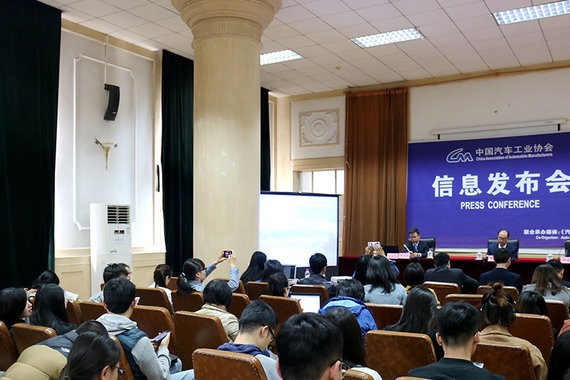 9月乘用车销售234.46万 环比增长24.92%