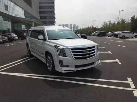 盘点那些简直一模一样的车型，把标抠掉，认出两款算我输！