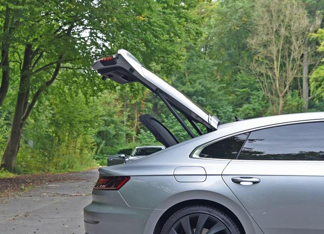 外媒给出超高评价!最美大众又将成加价神车?能否叫好又叫座