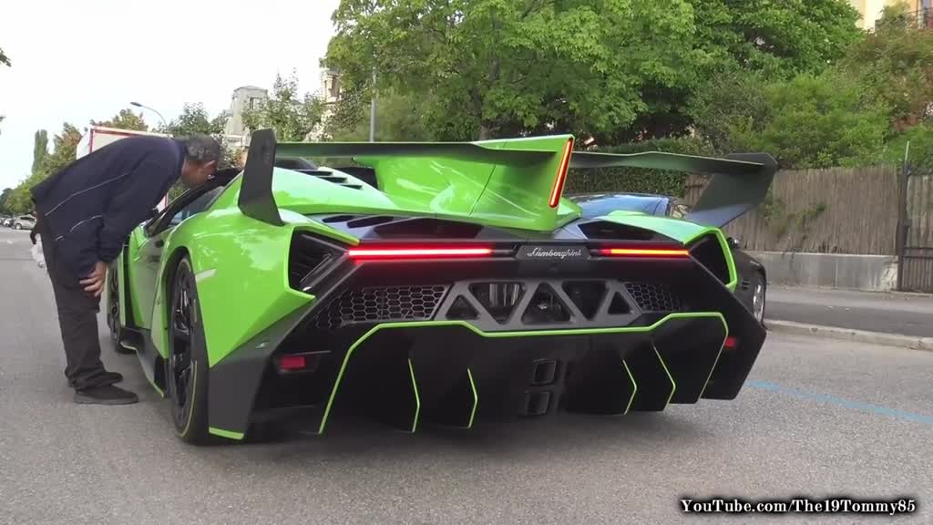 500万美元兰博基尼Veneno跑车，保护盖后面的按钮什么作用？