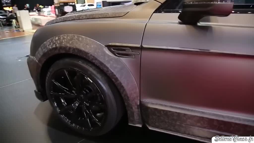 宾利添越超豪华SUV 宾利Bentayga全球震撼首发