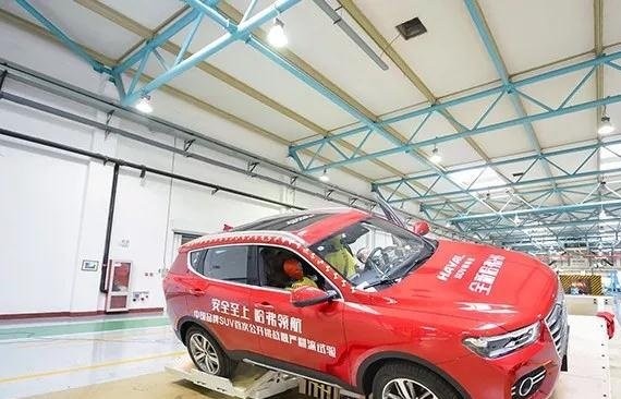 安全至上 哈弗领航 全新哈弗H6成功挑战最严翻滚试验