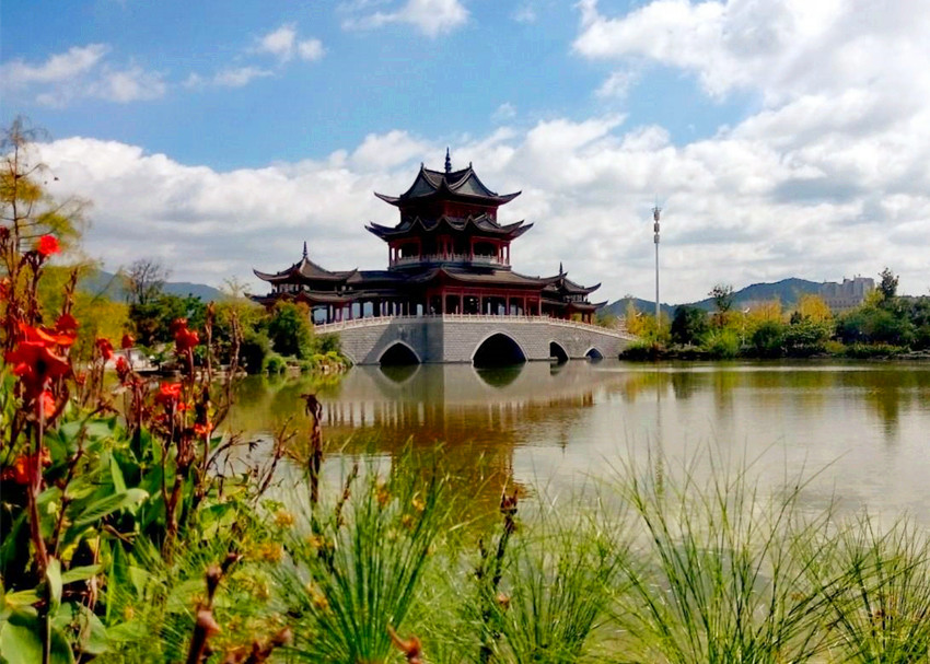 西南最有钱的十个城市,成都第2,昆明第5,重庆第