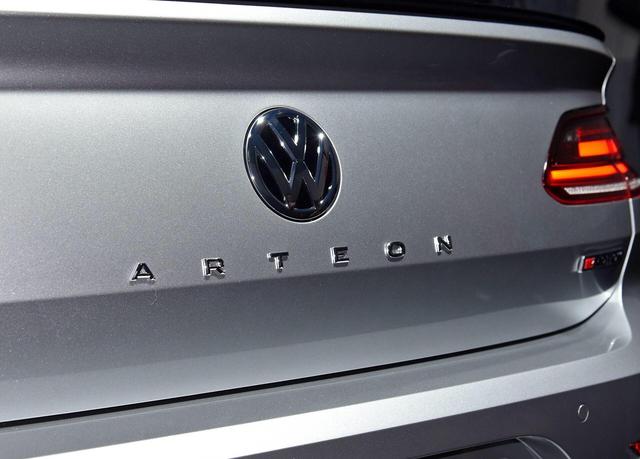 外媒给出超高评价!最美大众又将成加价神车?能否叫好又叫座