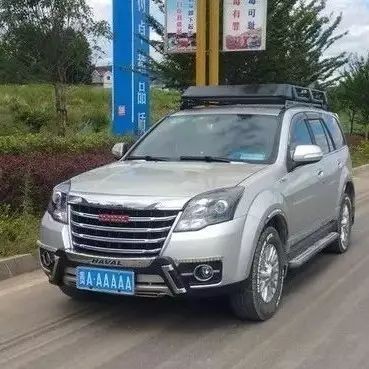 柴油配四驱，这辆硬派越野SUV走烂路比汉兰达都强！