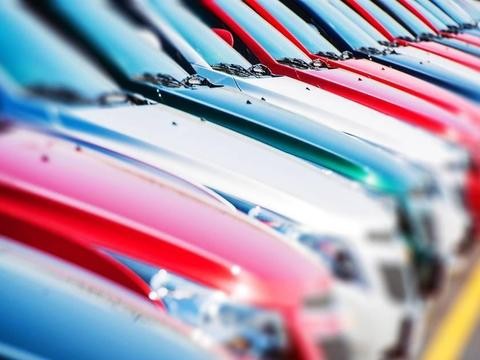 9月这些轿车卖得最火，朗逸狂销5.79万，上演王者归来