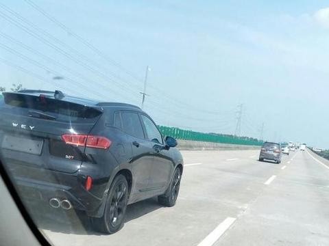 长城真会搞事情！3.0T VV7现身，性能完虐宝马X6，国产巅峰之作