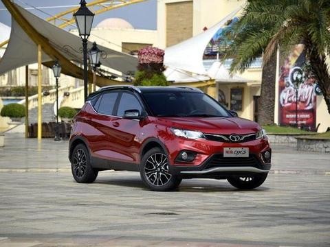 要颜值更靠实力征服车民，这性价比爆表的新晋宠儿，6万小型SUV