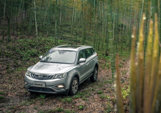 吉利9月销量破10万，“博越速度”揽获30万用户