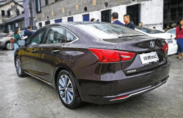 长安推出国产轿跑--睿聘CC