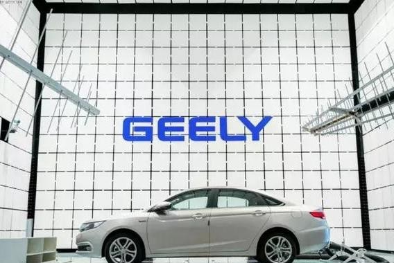 吉利的“瓶和酒”，何为旧饮，何为新酿？