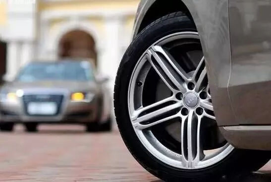 车要是这么开,那就离坏不远了