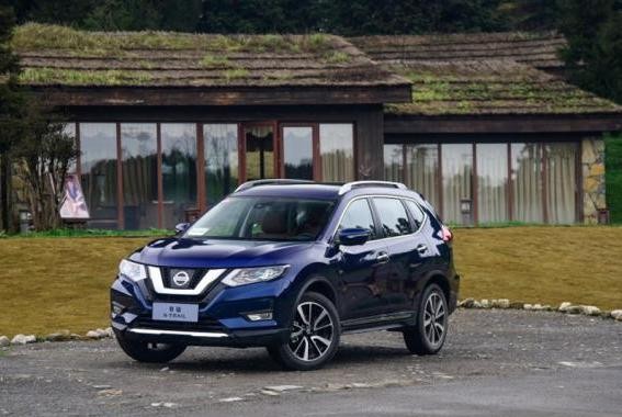 20万买日系SUV，丰田RAV4、马自达CX-5和日产奇骏我会选它！