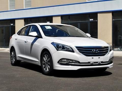 它是同级别车型的“颜值担当”，10万多的售价性价比超高！