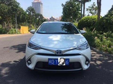 放弃了丰田卡罗拉，提了这车回去却在朋友面前抬不起头