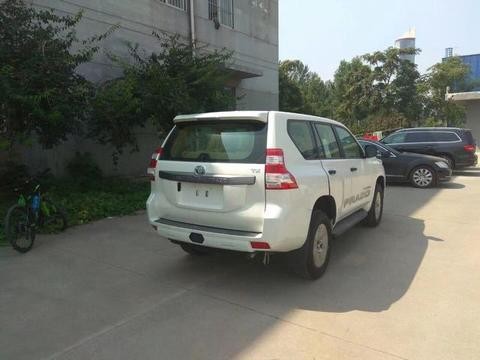 17款霸道2700盖版底挂中东版性能怎么样