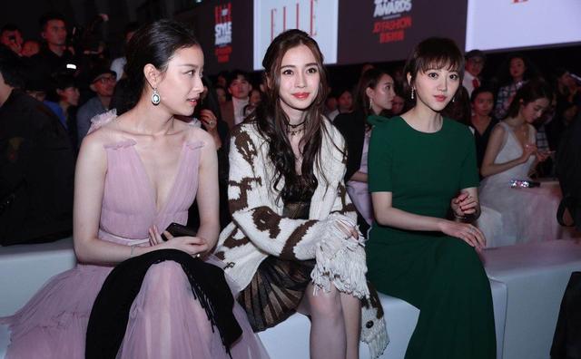 baby倪妮景甜三人同框，杨颖最美，景甜输在发型