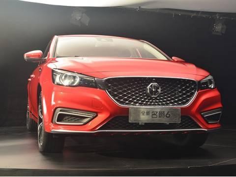 中国品牌的红色性能车—上汽全新名爵6静态测评
