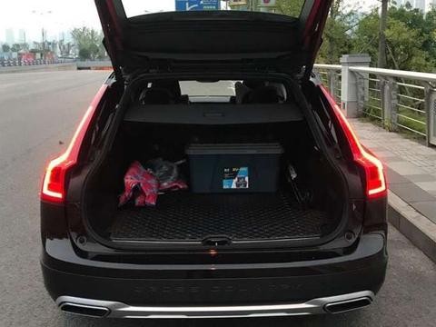 妹子54万提沃尔沃V90cc, 用车一月感受!