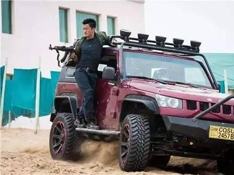 《战狼2》里的这款车，现在被带火爆了！