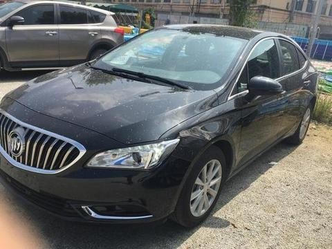 这车经济和实用，宽大的车身，皮实耐用，省心省油，10年无大修