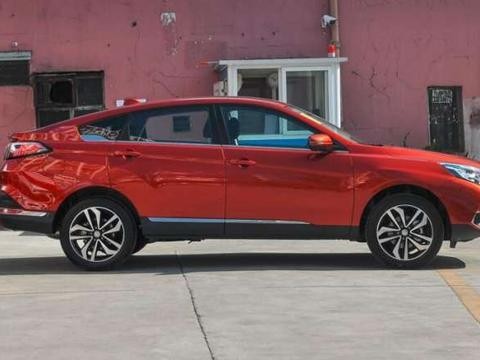 这款10万出头的国产SUV, 让你忍不住想掏钱!