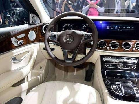 奥迪A6L3.0T四驱、奔驰新E200L、凯迪拉克CT6, 哪款好?