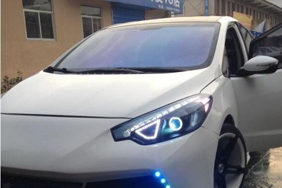 乡村小哥动手打造的跑车，顿时成为村里的“明星”