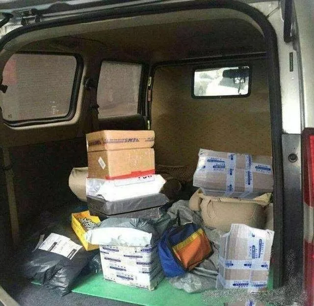 你永远猜不到五菱宏光车内到底装的什么?