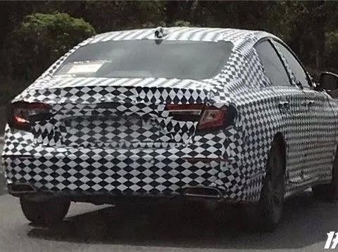 又有人在路上看到国产全新一代雅阁！